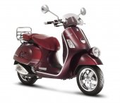 2011 Vespa GTV 300 photo